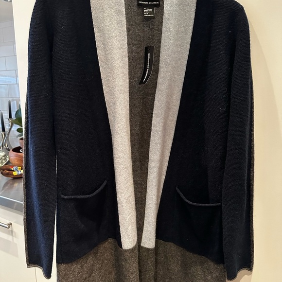 CASHMERE CASHMERE *NWT* 100% Cashmere Cardigan - Picture 2 of 7